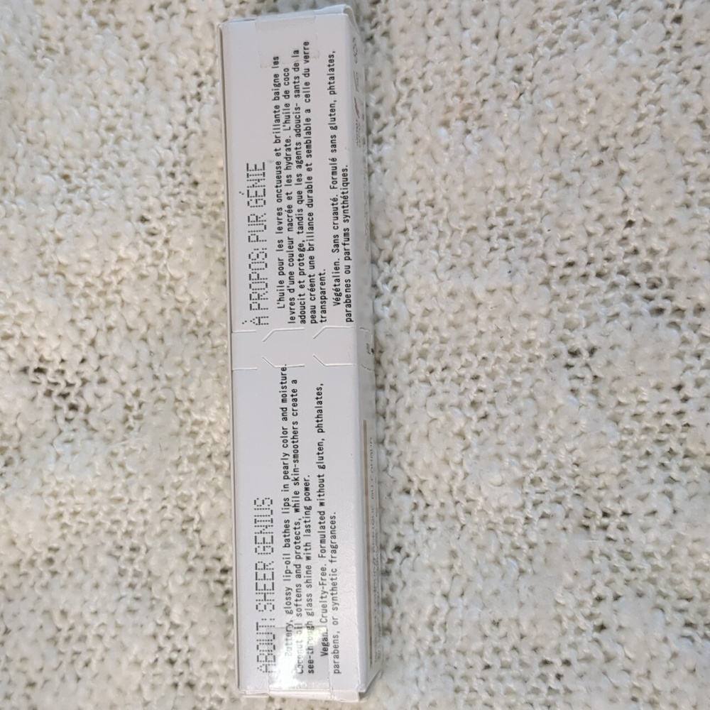 about- face Light Lock Lip Gloss in Shade: Payton, 4.3ml/0.14fl oz - Picture 6 of 9